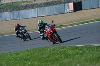 brands-hatch-photographs;brands-no-limits-trackday;cadwell-trackday-photographs;enduro-digital-images;event-digital-images;eventdigitalimages;no-limits-trackdays;peter-wileman-photography;racing-digital-images;trackday-digital-images;trackday-photos